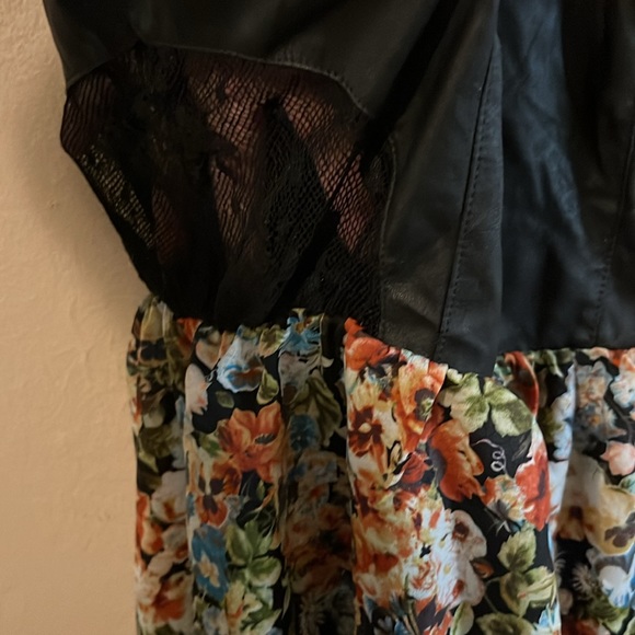 Chloe K Hi Low Black Lace Pleather Cutout Floral Spaghetti Strap Dress S - Picture 8 of 13